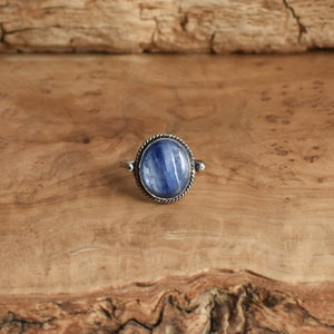 Blue Kyanite Delica Ring - Sterling Silver Ring - Silversmith Ring - Deep Blue Ring