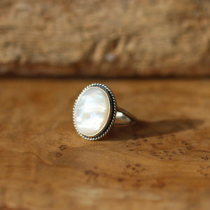 Mother of Pearl Boho Ring - Mother Of Pearl Ring - White Nacre Ring - Silversmith