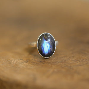 Ready to Ship - Labradorite Ring - .925 Sterling Silver - Silversmith Ring