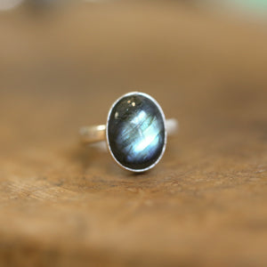 Ready to Ship - Labradorite Ring - .925 Sterling Silver - Silversmith Ring