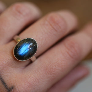 Ready to Ship - Labradorite Ring - .925 Sterling Silver - Silversmith Ring