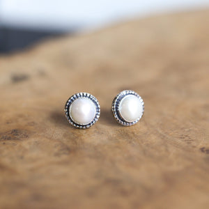 Freshwater Pearl Posts - Hammered Posts - .925 Sterling Silver - Mabe Pearl Earrings