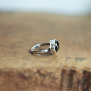 Black Onyx Ring - Silversmith Ring - East West Black Agate Oval Ring - Silversmith