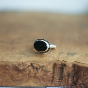 Black Onyx Ring - Silversmith Ring - East West Black Agate Oval Ring - Silversmith