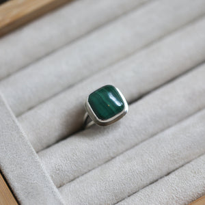 Malachite Ring - .925 Sterling Silver Ring - Silversmith Ring