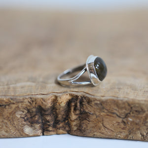 Labradorite Ring - .925 Sterling Silver - Labradorite Ring - Silversmith Ring