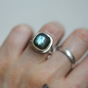 Labradorite Ring - .925 Sterling Silver - Labradorite Ring - Silversmith Ring