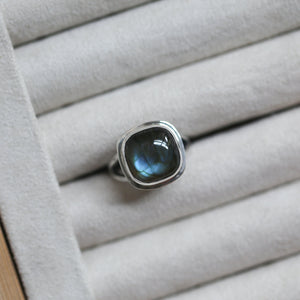 Labradorite Ring - .925 Sterling Silver - Labradorite Ring - Silversmith Ring